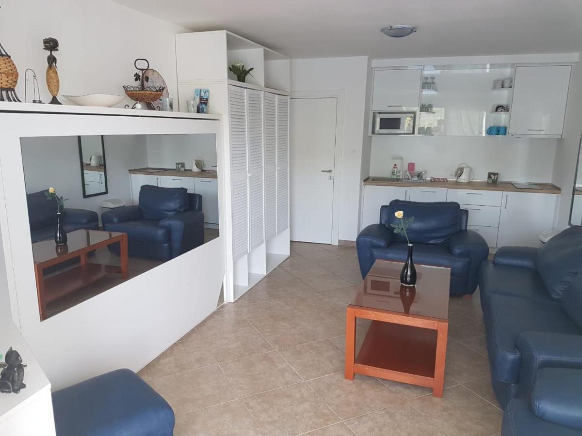 Appartamento Waterfront Townhouse Sunset View With Garage Bigovo Esterno foto